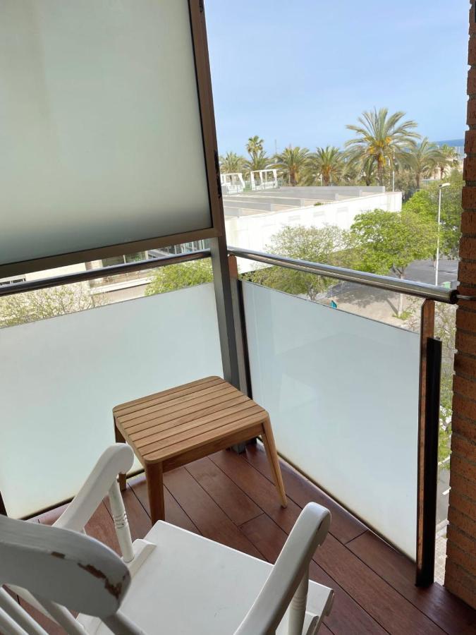 Apartment With Sea Views Next To The Beach Of Mar Bella Барселона Экстерьер фото